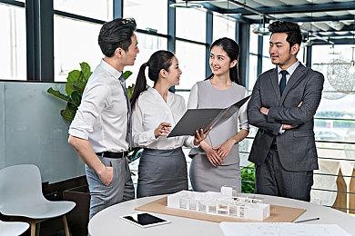 《寂静岭2：重制版》出现各种MOD 里昂乱入、阳光洒满寂静岭